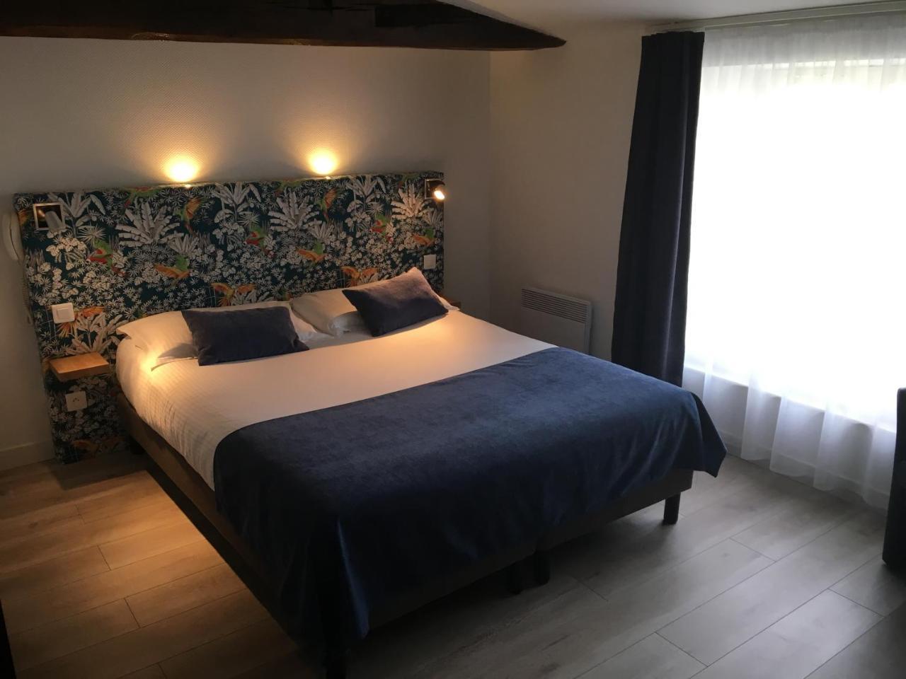 Logis Hotel Le Moulin De Chalons เลอกา ภายนอก รูปภาพ